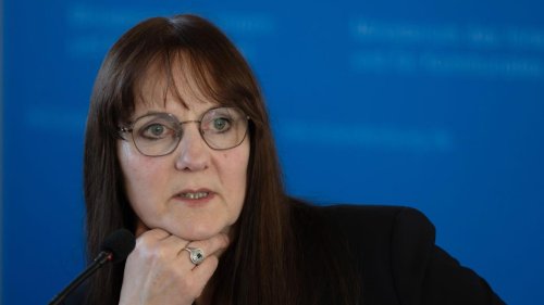 Berlin / Brandenburg: Brandenburgs Innenministerin tritt zurück