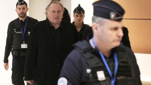 Frankreich: Frauen unangemessen berührt? Depardieu weiter vor Gericht