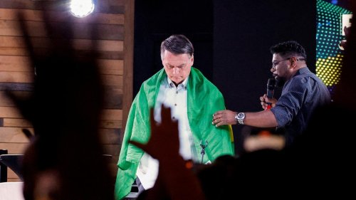 Verhaftung eines Richters geplant: Brasilianischer Senator macht Anwesenheit Bolsonaros bei Wahlverschwörungstreffen öffentlich