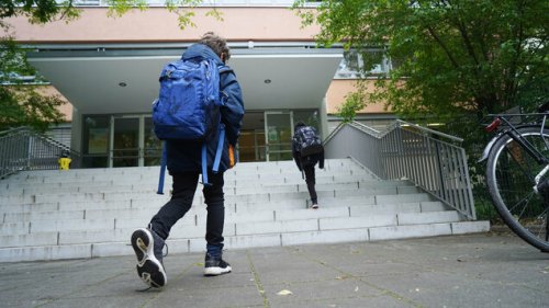 Grundschule in Prenzlauer Berg will später starten und Stunden verkürzen