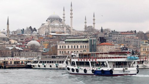 Nach schwerem Erdbeben: Seismologe in Istanbul warnt vor meterhohen Tsunamis