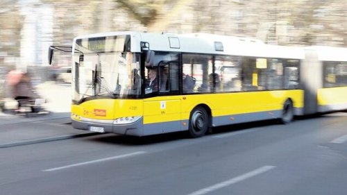 31 Berliner Buslinien fahren ab Montag seltener – wegen Corona und Personalmangel