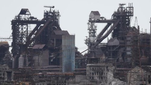 Moskau meldet Einigung auf Waffenruhe in belagertem Stahlwerk