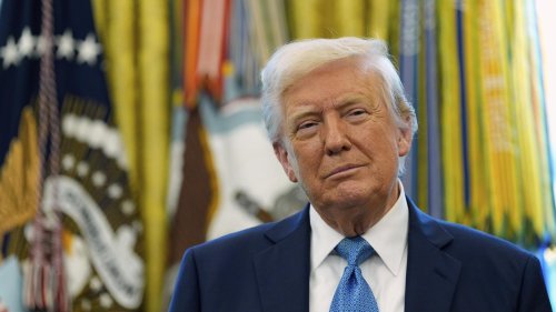 „Habe nicht die Absicht, ihn zu feuern“: Trump zieht im Streit mit Fed-Chefs Powell zurück – Aktienkurse steigen