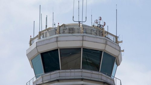 Luftfahrt: Wieder Ausfall an US-Airport - Kurz kein Kontakt zu Piloten