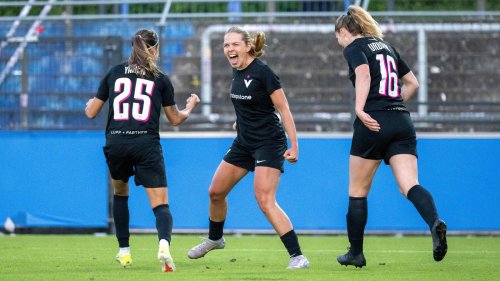 Zum Aufstieg von Viktorias Fußballerinnen: Geld schießt Tore – zumindest indirekt