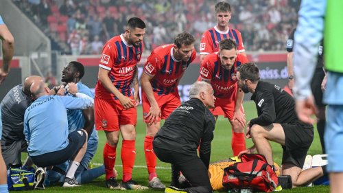 Fußball-Bundesliga: Nach dramatischen Szenen: Schnelles Comeback von Müller?