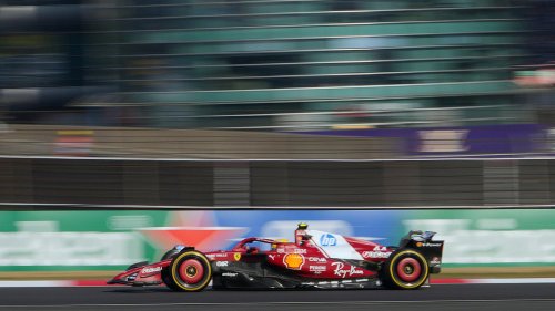 Großer Preis von China: Lewis Hamilton bejubelt ersten Ferrari-Sieg