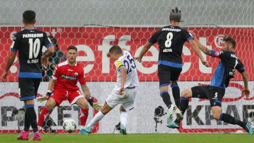 Zweiter Bundesliga-Saisonsieg: Schalke gewinnt 5:1 beim SC Paderborn
