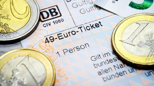 Verkehrsunternehmen: 49-Euro-Ticket kommt wohl erst im Mai