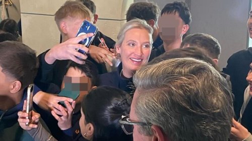 Viel Jubel und ein Nachspiel: Schüler machen Selfies mit Alice Weidel – und werden instrumentalisiert