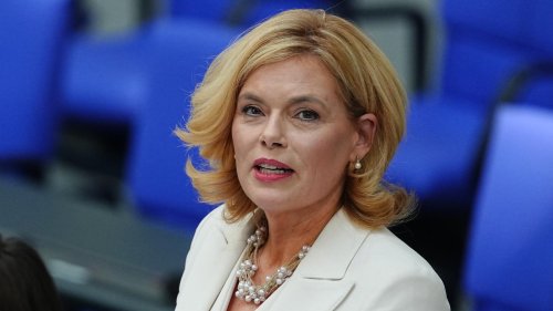 SPD und Grüne kritisieren Bundestagspräsidentin : „Frau Klöckner liegt fundamental daneben“