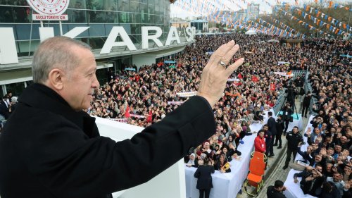 Trolle, Bots und Fake Accounts: So will Erdoğan die Wahl beeinflussen