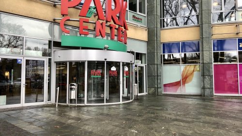 Ärzte statt Abriss: Linke will Park Center Treptow zu Sorgezentrum machen