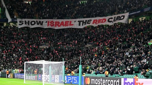 „Zeigt Israel die Rote Karte“: Die Spaltung der Fußball-Ultras beim Nahostkonflikt