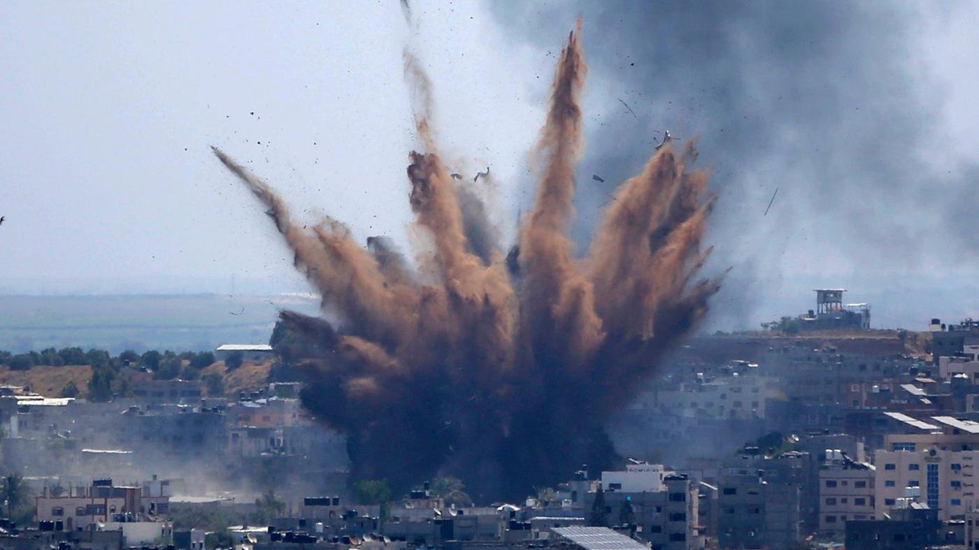 Nahost-Konflikt eskaliert weiter: 1600 Raketen aus Gazastreifen abgefeuert – Israel weitet Militäreinsatz aus