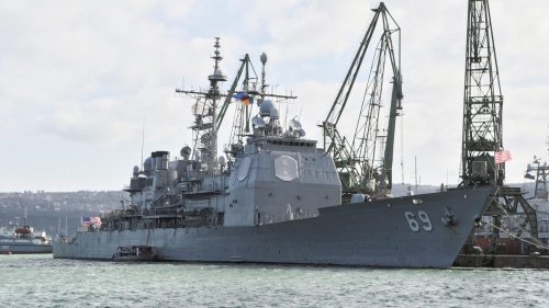 Kriegsschiff im südchinesischen Meer: China wirft USA Eindringen in Hoheitsgewässer vor