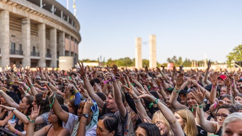 Ski Aggu, David Guetta und Ava Max: Tausende Fans feiern das Lollapalooza in Berlin