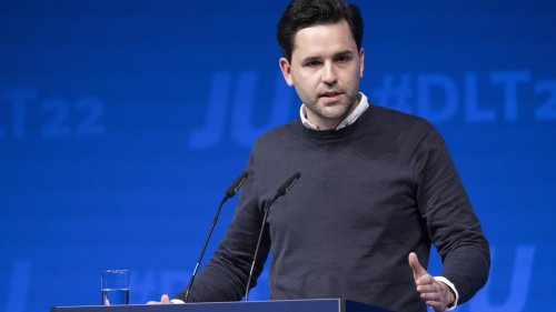Junge Union Chef zur Asylpolitik: Abgelehnte Asylbewerber sollen in „Rückkehrzentren“ unterkommen