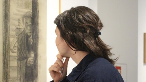 Slow Art im Käthe-Kollwitz-Museum: Satire langsam einsickern lassen