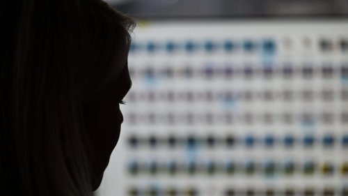 Razzien wegen Kinderpornografie: Ermittler durchsuchen 18 Wohnungen in Baden-Württemberg