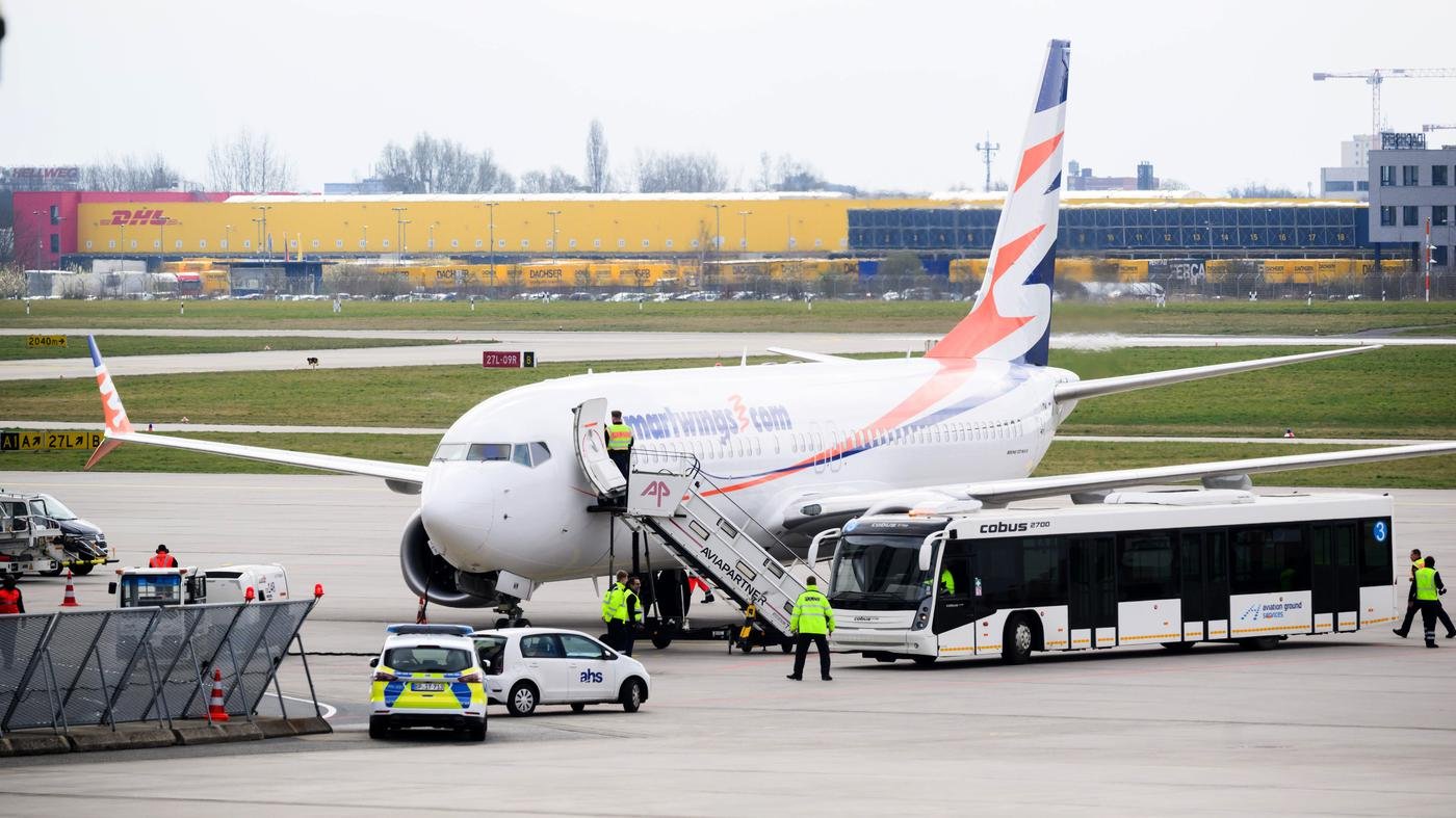 „Personen wurden strikt überprüft“: Flug mit 174 gefährdeten Menschen aus Afghanistan in Hannover gelandet