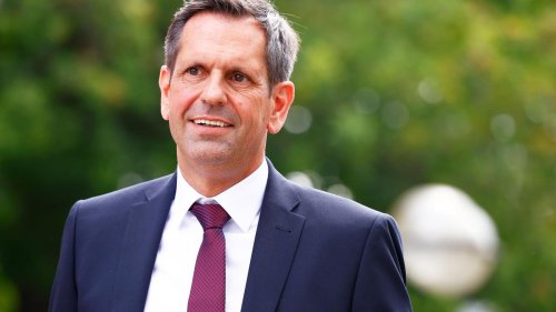 Landesregierung: Mit Umarmungen und Geduld: Lies regiert nun Niedersachsen