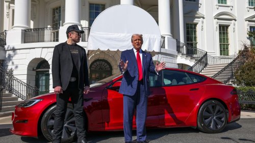 US-Autobauer zahlen bereits 10 Prozent: Trump will am Abend Autoindustrie-Zölle ankündigen