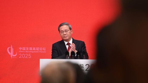 Welthandel: Forum mit BMW, Apple und Co.: Nutzt China das US-Vakuum?