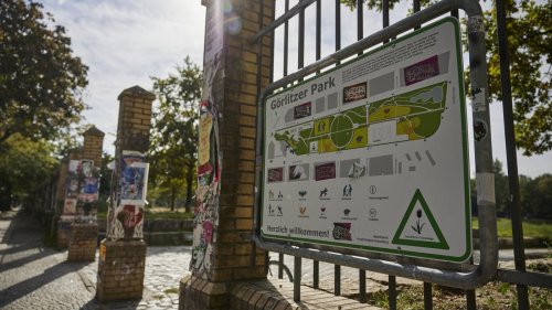Trotz Drohschreiben von Aktivisten: Drei Firmen wollen Zaun um Görlitzer Park in Berlin-Kreuzberg bauen