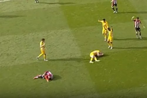 Premier League match suspended for 13 minutes as defender stretchered off with oxygen