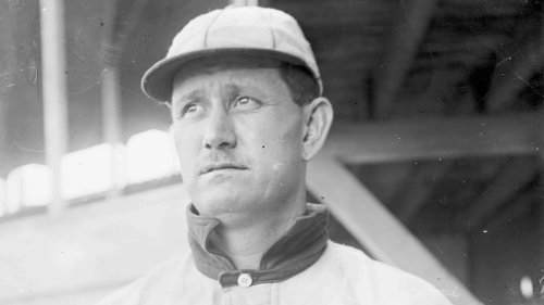 I’m MLB Hall of Famer who tragically fell over Niagara Falls while on a drinking bender aged 35