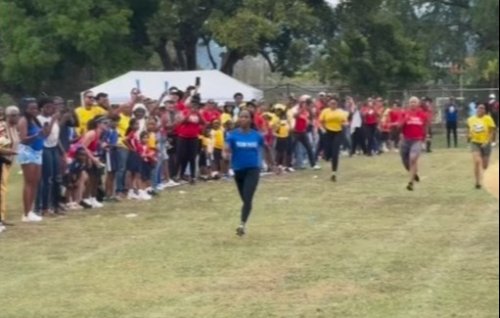 ‘She took it personally’ – Third-fastest woman alive shows no mercy in parents race