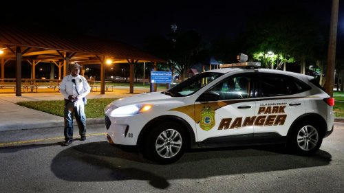 A night in the life of a park ranger amid Florida’s public sleeping ban