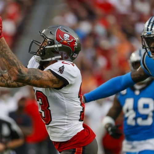 Bucs ride the back of Mike Evans to tight win over Carolina Panthers