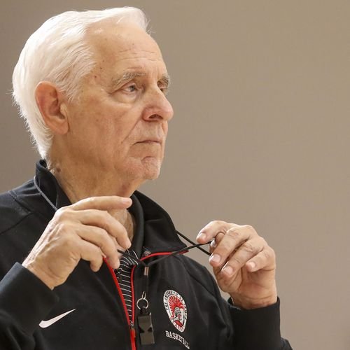 Richard Schmidt, 80, retires as University of Tampa basketball coach