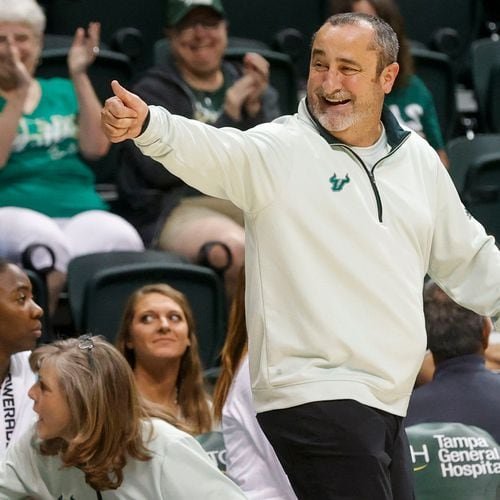 USF’s Jose Fernandez to remain with Bulls after courtship with Miami