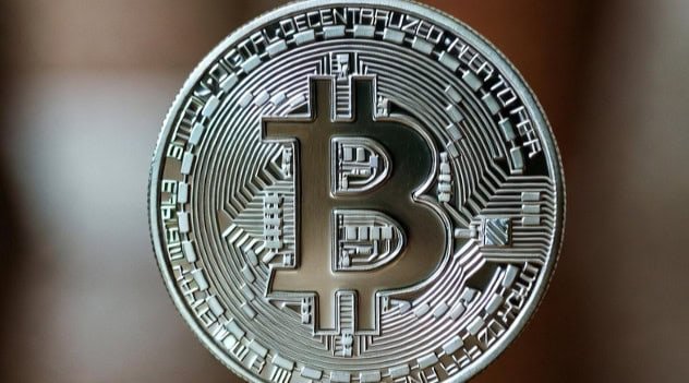 “Digital Gold” Decouples: Bitcoin Tops $72,000 As Middle East Conflict Rattles Global Markets