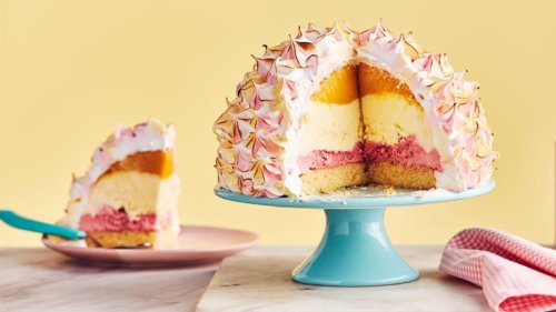 Receta de tarta Alaska, el pastel retro que nunca pasa de moda