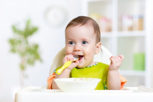 here-s-everything-new-parents-need-to-know-about-feeding-their-baby