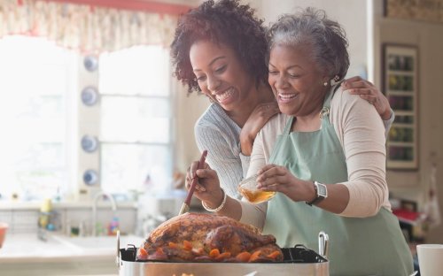 How to Host a Small-Scale Family Thanksgiving Dinner