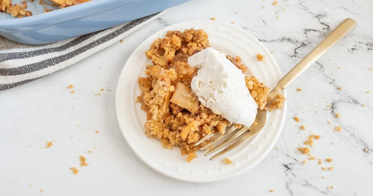 I Made Amish ‘Apple Goodie’ and It’s the Easy Weeknight Dessert We All Need
