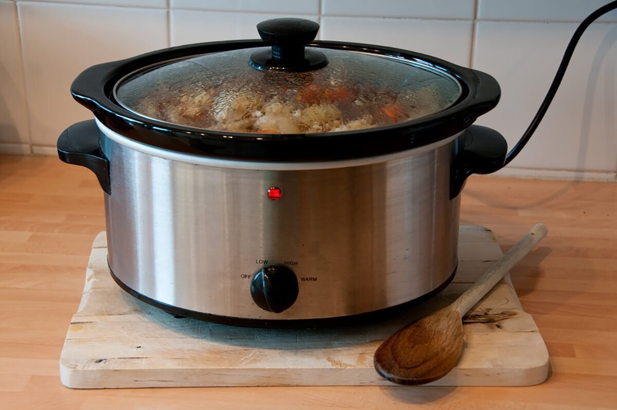 Here’s How to Get Your Slow Cooker to Clean Itself