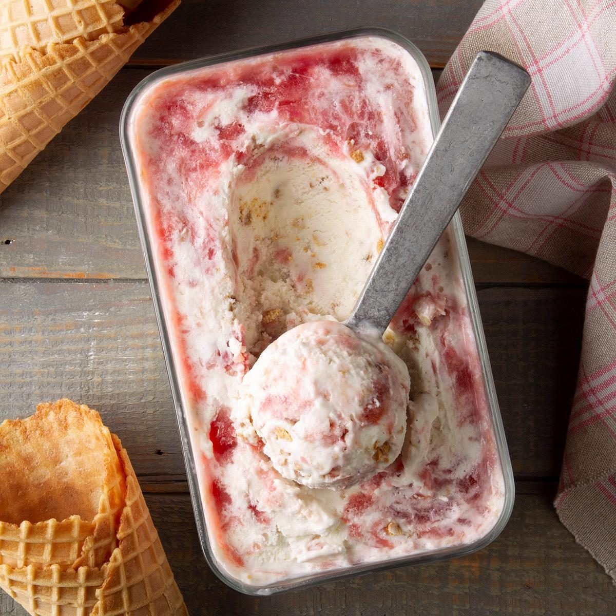 36 Homemade Ice Cream Recipes to Keep You Cool This Summer