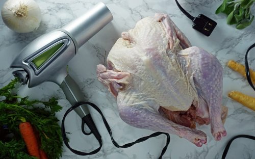 Is a Hair Dryer the Secret to a Perfect Thanksgiving Turkey?