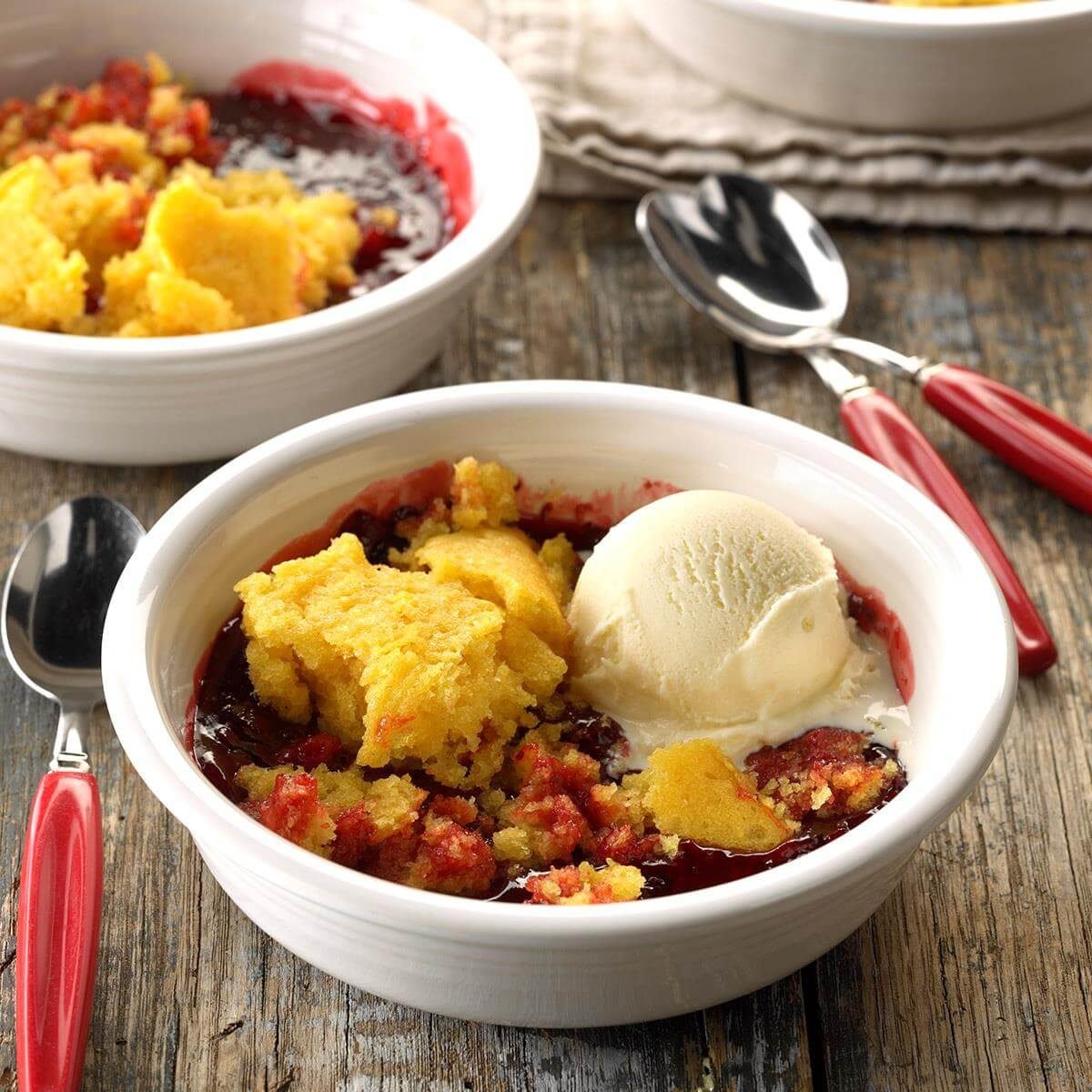 24 Dutch Oven Camping Recipes to Make over the Fire