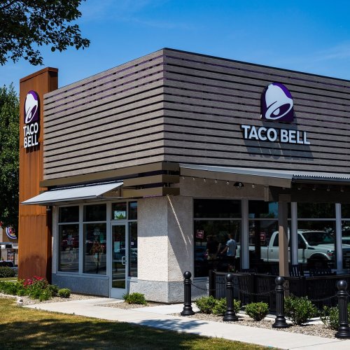 Yes, You CAN Order Healthy Food at Taco Bell. Here’s What to Get.