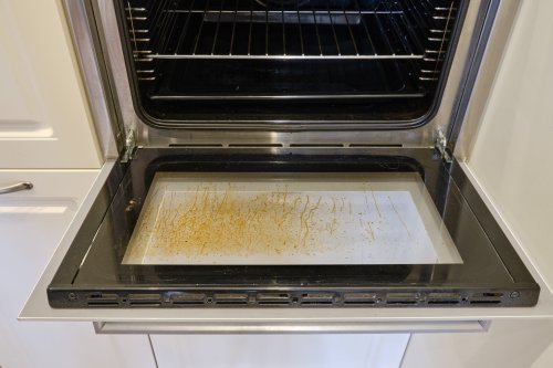 You’re Using Your Self-Cleaning Oven the Wrong Way—Here’s How