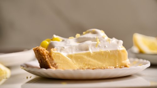 Turn Your Favorite Martini Into Dessert With Our Lemon Drop Pie Recipe