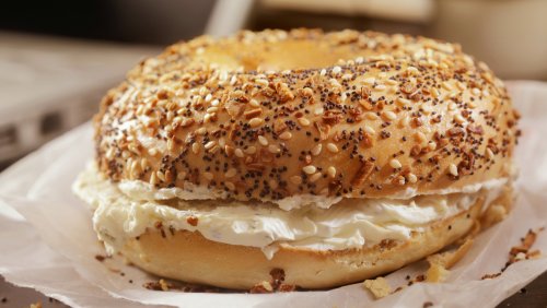 Hot Water Is The Secret To Bring Your Stale, Dry Bagel Back To Life